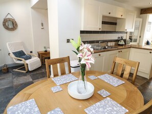 Cottage | Interior - 4 Anglesey Road (Llandudno)