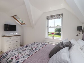 Cottage | Interior - Seascape (Annan)