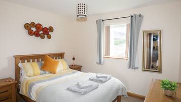 2 habitaciones, decoración personalizada y muebles diferentes