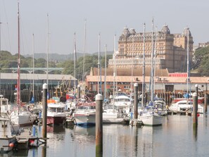 Cottage | Interior - Seafarers (Scarborough)