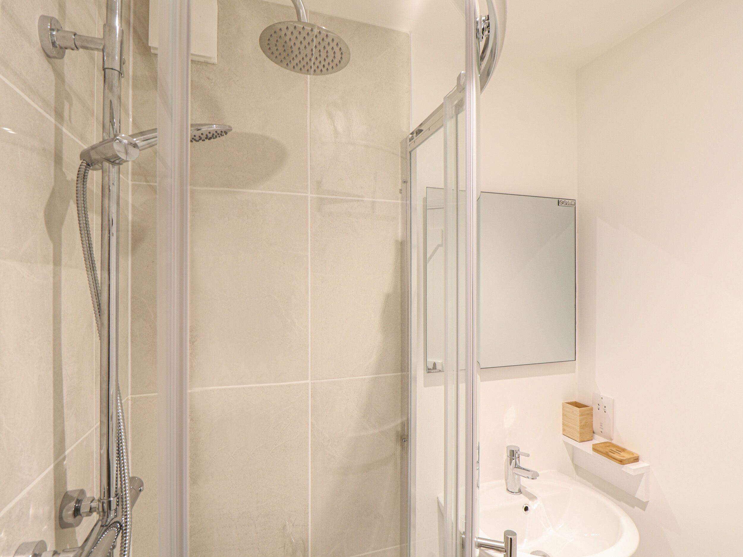 Cottage | Bathroom | Shower