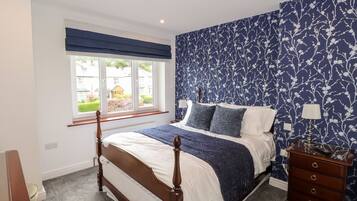 Cottage | 3 bedrooms, individually decorated, individually furnished, free WiFi