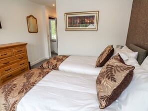 Cottage | 3 bedrooms, individually decorated, individually furnished, free WiFi - The Nook (Keswick)