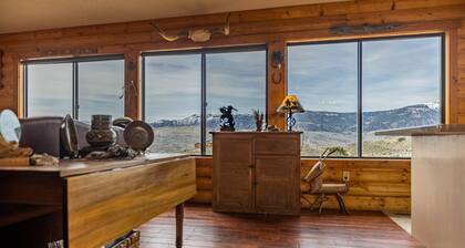 Jim Mountain Retreat Wapiti WY