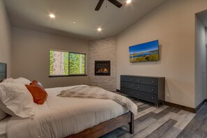 5 bedrooms, iron/ironing board, travel crib, WiFi