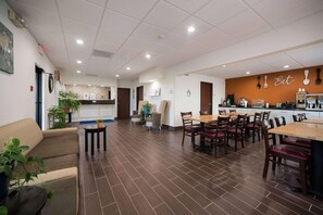Dining - Ramada by Wyndham Effingham (Effingham)