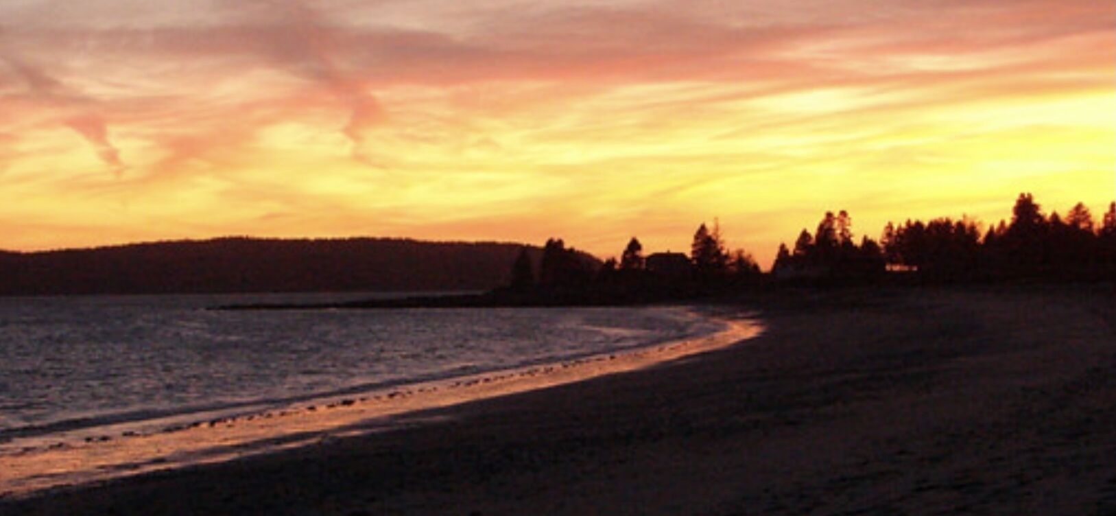Beach nearby, beach towels