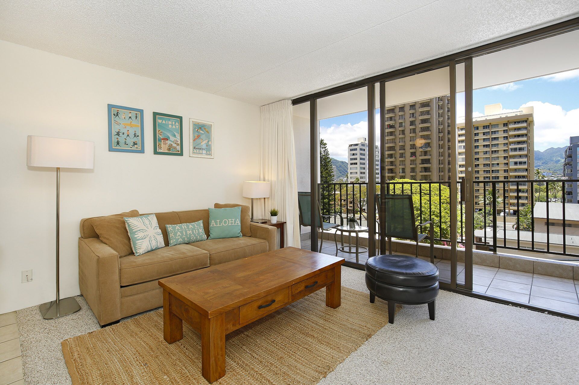 Budget-Friendly and Air-Conditioned with Washlet and Washer/Dryer!