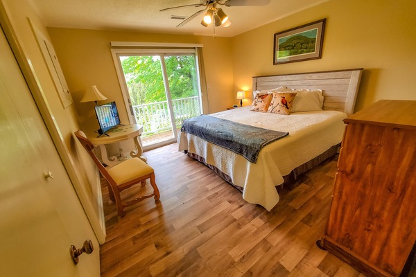 8 bedrooms, iron/ironing board, free WiFi, bed sheets