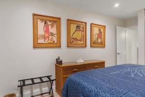 1 dormitorio, tabla de planchar con plancha, Internet y ropa de cama