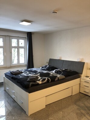 1 bedroom, free WiFi, bed sheets - Duplex apartment in the Residenz am Kurpark (Bad Rothenfelde)