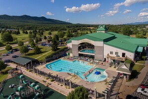Pool - Pet Friendly, Resort Amenities, Game Room! (Mc Gaheysville)