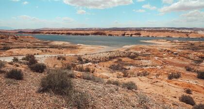 Lake Powell 59â Discovery XL houseboat
