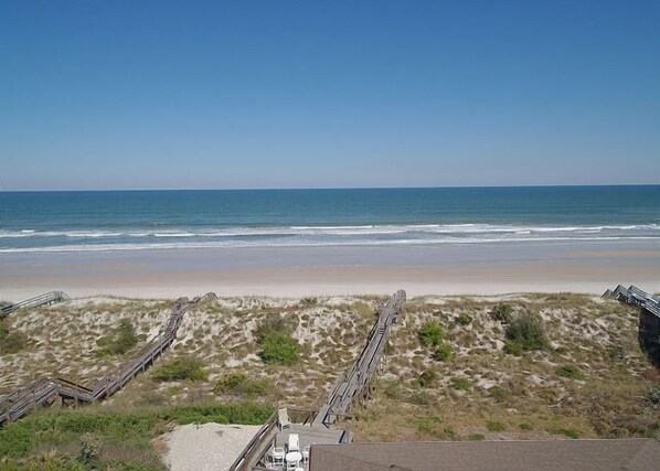 House, 4 Bedrooms | Beach