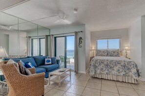 Condo, 1 Bedroom