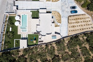 Exterior - Koin Villa Sunrise, with Heated Pool & Whirlpool (Perama, Rethymno)