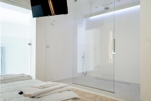 1 Schlafzimmer, Bügeleisen/Bügelbrett, Reisekinderbett, kostenloses WLAN