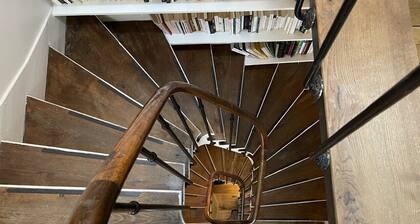 Charming house in the heart of Paris
