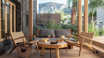 Utsikt mot bassenget, åpen hver dag