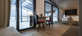 Loft 2. Stock