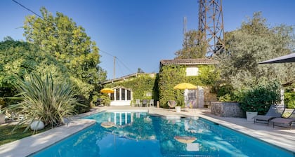 La Demeure - Incroyable maison en bord de Dordogne