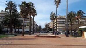 Exterior - Studio Tout Confort, 2 Minutes à Pied des Plages, (ANTIBES)