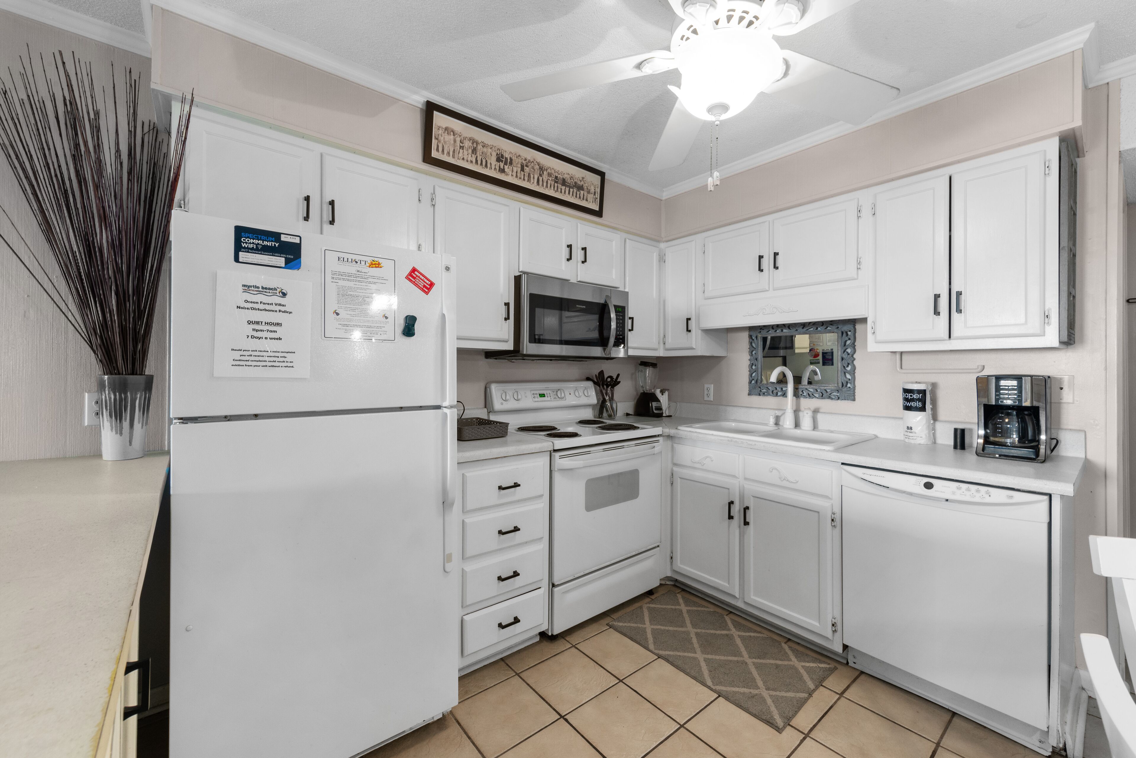 Ocean Forest Villas 312A - 2 Bedroom/2 Bath Ocean View Condo with Outdoor Swimming Pool, Hot Tub and Kiddie Pool