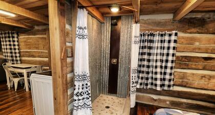 Creekside Cabin Getaway - Only 10 Miles from Downtown Florence