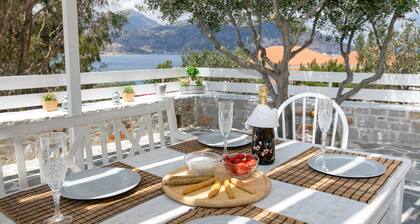 Karpathos Guesthouse