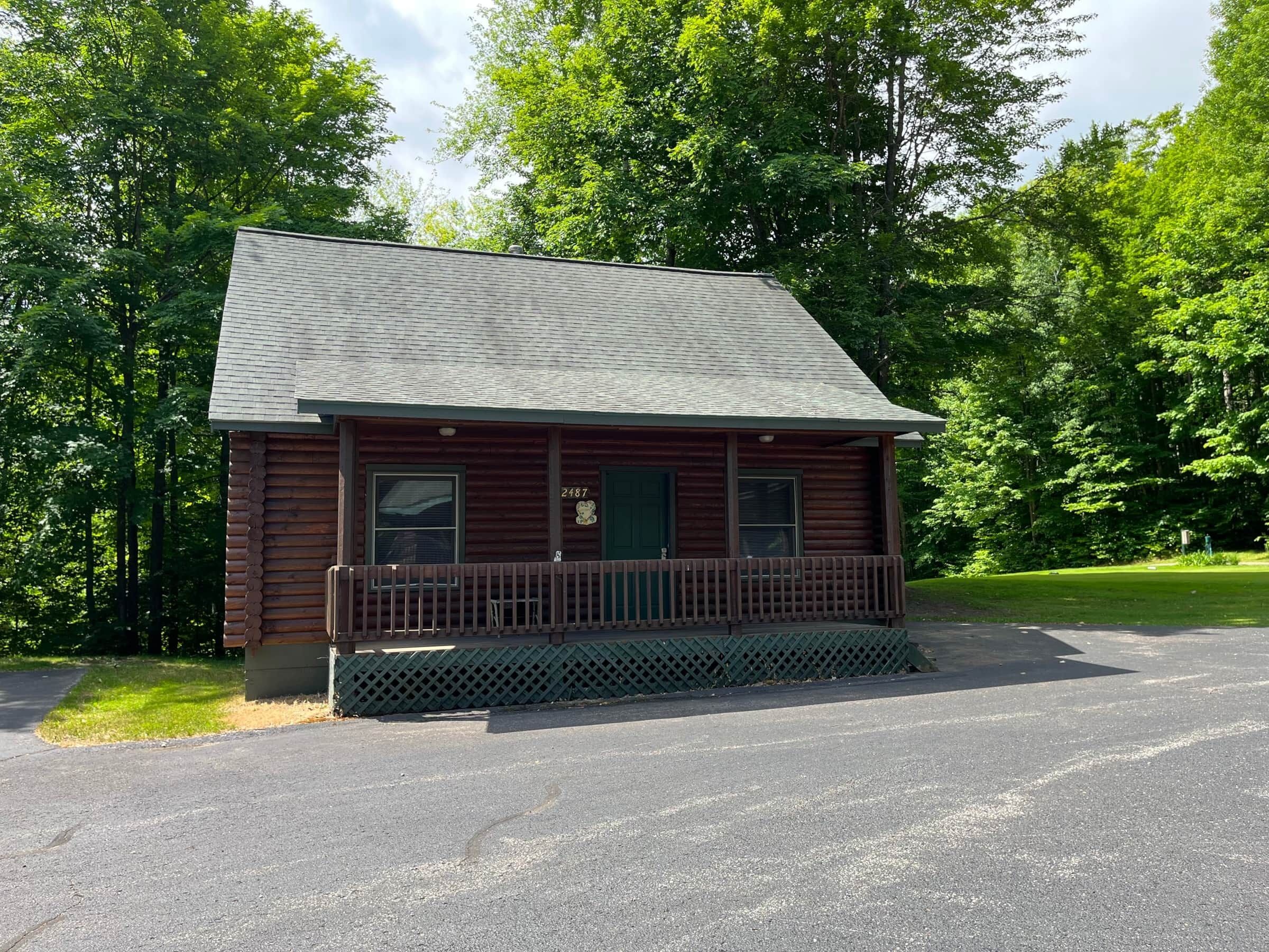 Cabin 2487 - Gorgeous Log Cabin within Private Resort