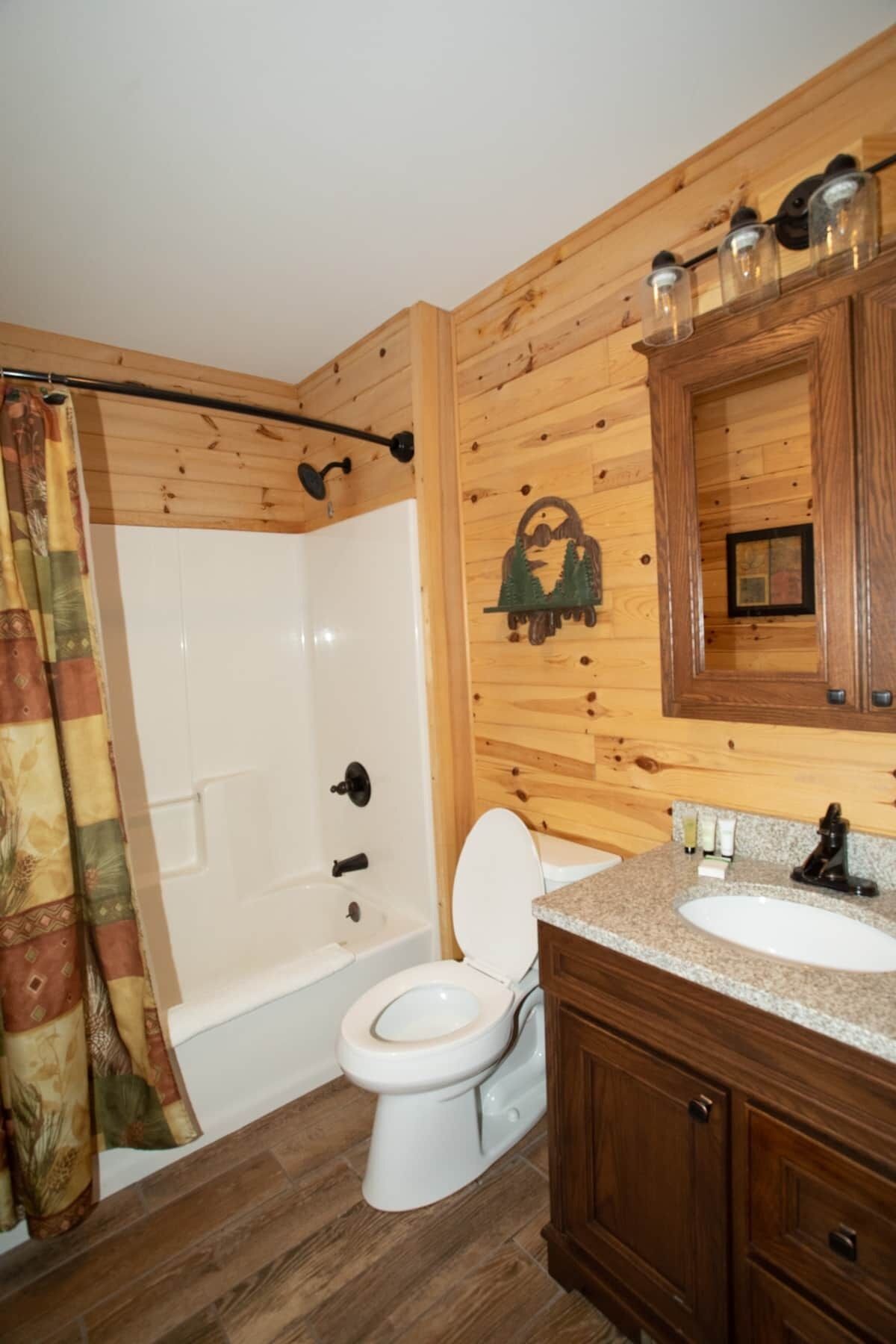 Cabin 2418 - Grand Log Cabin within Private Resort