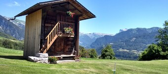 Clos des Loirs, 6. 55m2 duplex apartment, not overlooked