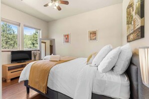 5 bedrooms, iron/ironing board, travel crib, free WiFi