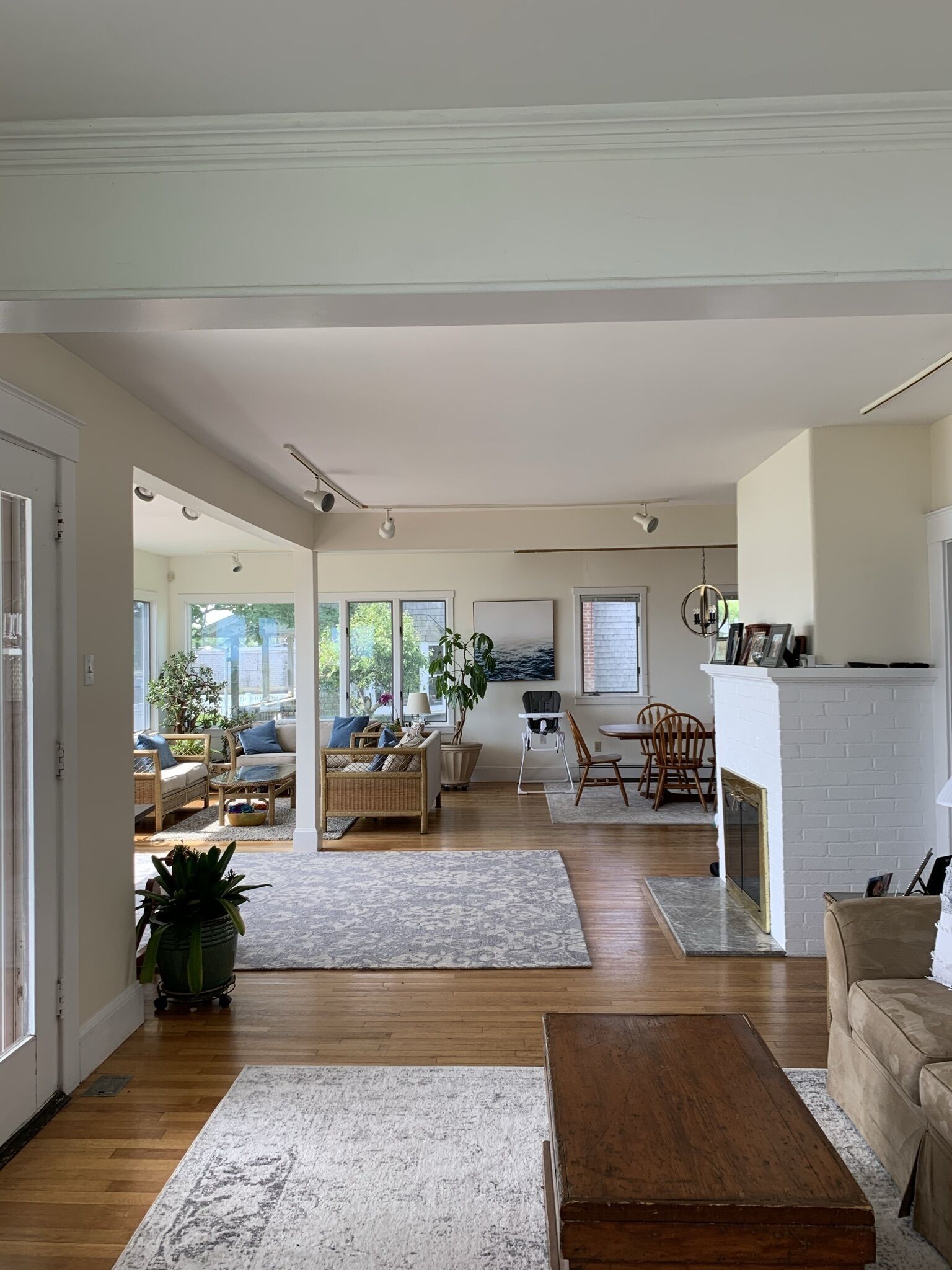 Waterfront House On Oak Bluffs Harbor