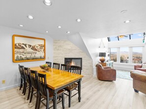 Dining - Large Condo, Great for Families and Groups, Ski In Ski Out Access (Park City)