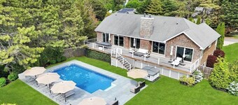 Newly Renovated, Modern home with pool, cathedral ceilings, open-floor...