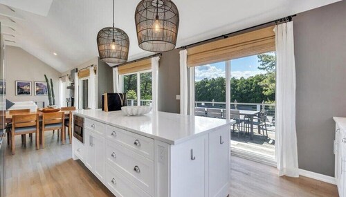 Newly Renovated, Modern home with pool, cathedral ceilings, open-floor...