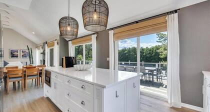 Newly Renovated, Modern home with pool, cathedral ceilings, open-floor...