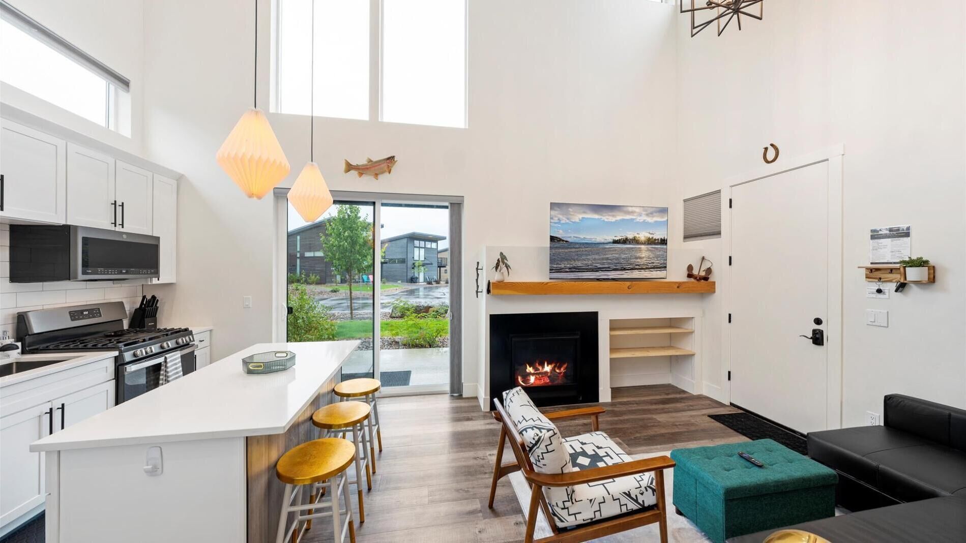 Brand New 2 Bedroom Townhome with community hot tub, pool, & fitness center!