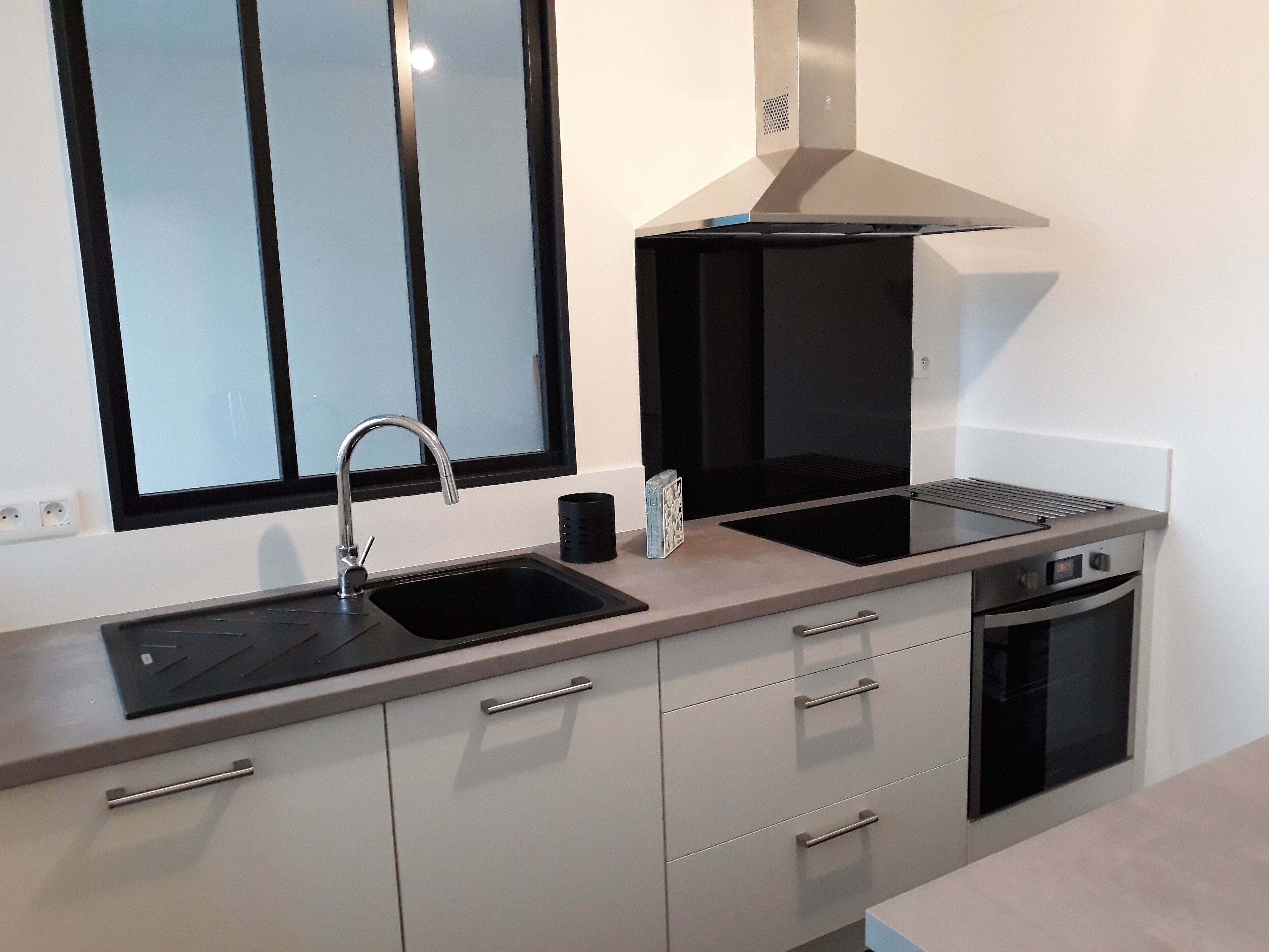 Joli T4 Meublé Lumineux à 5 mn à Pied du Centre Ville