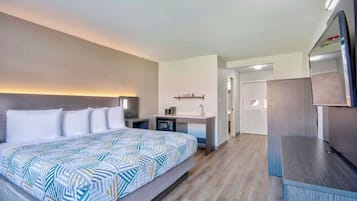 Individueel gedecoreerd, individueel gemeubileerd, een bureau