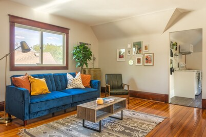Stylish, modern loft with historic charm