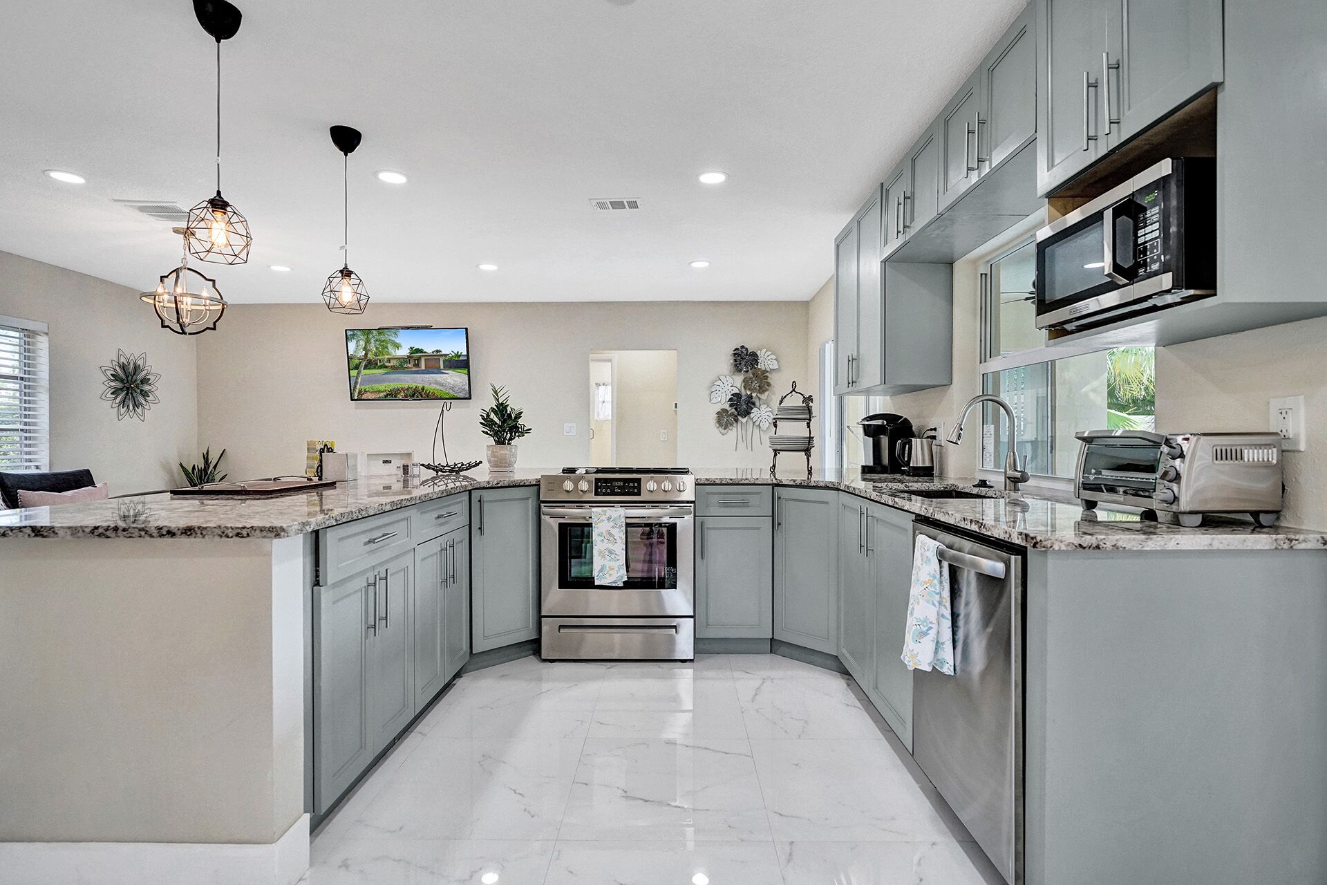 Fort Lauderdale Oasis with Private Pool and Boat Dock