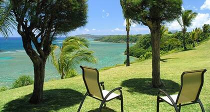 E2: 1 bedroom, 1st floor, oceanfront