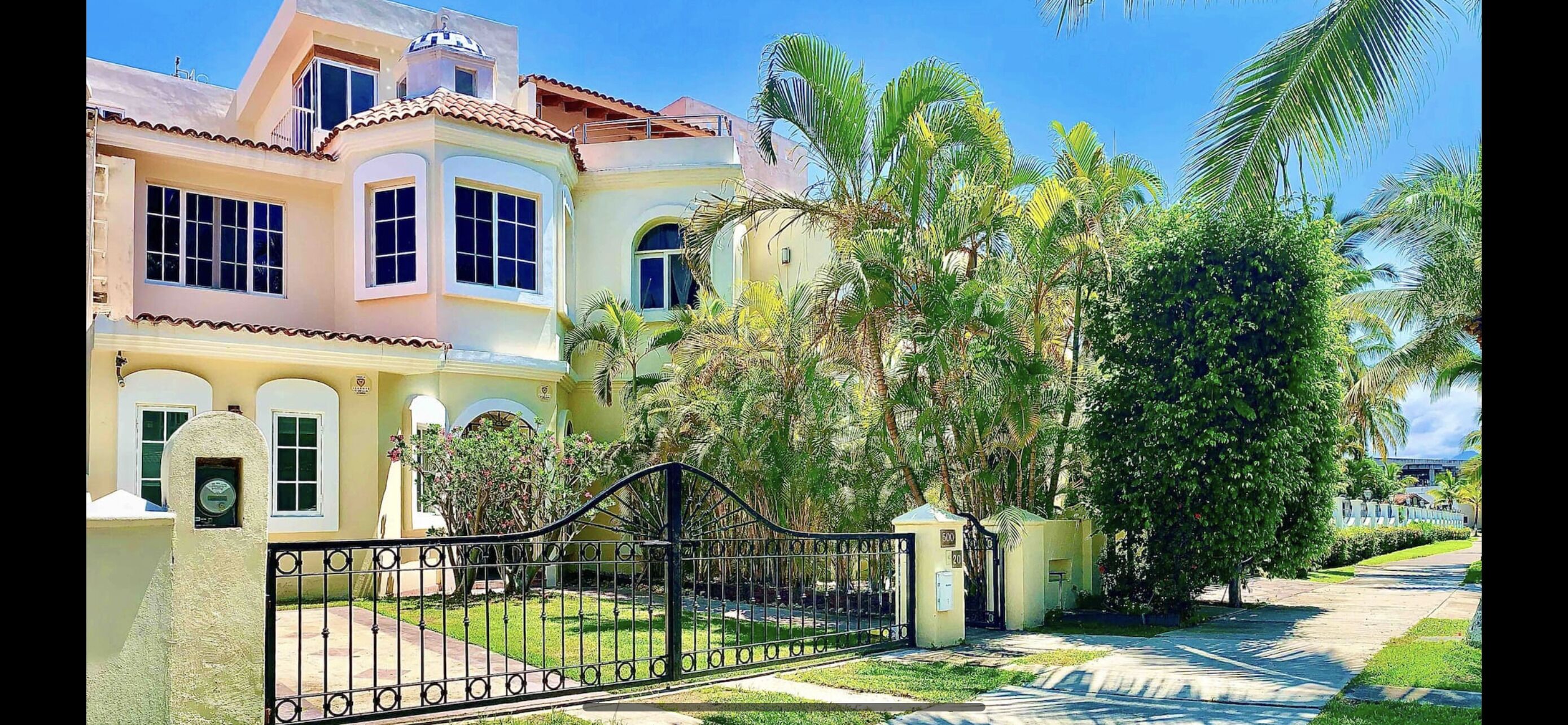 Charming  7 brm villa  in Marina Vallarta ,   steps from  beach+marina+golf !!! 