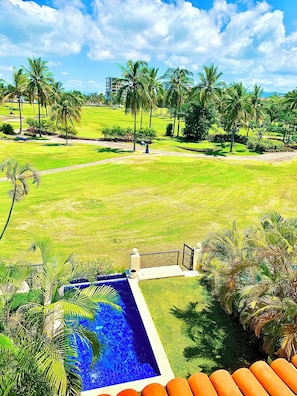 Piscine extérieure, piscine chauffée