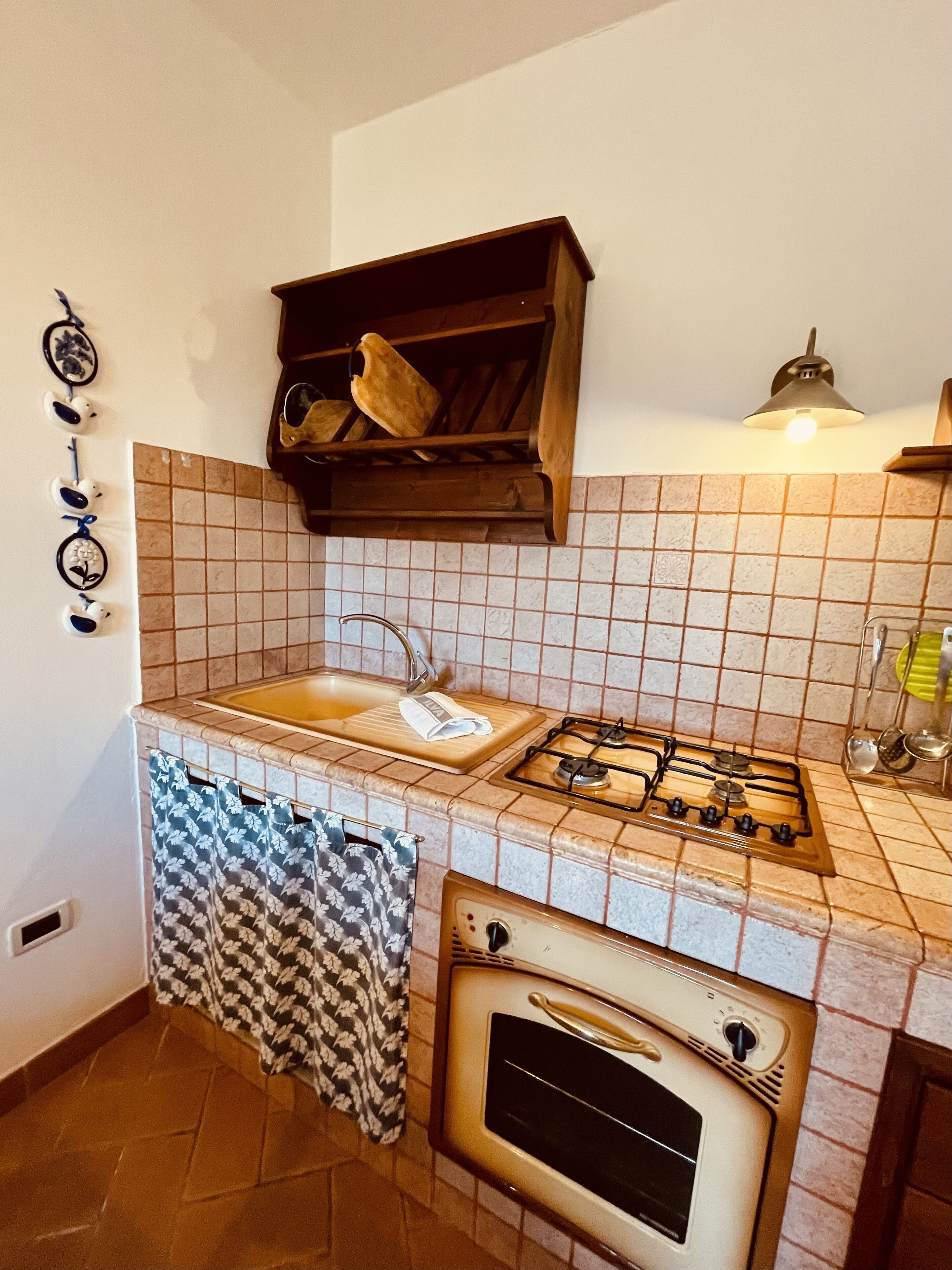 Casetta Luna in the Tuscan Hills Near the Sea, Ultra WiFi and Parking