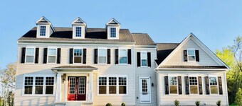 Mulberry Manor House<br> Spacious, Private & Peaceful Retreat  - 