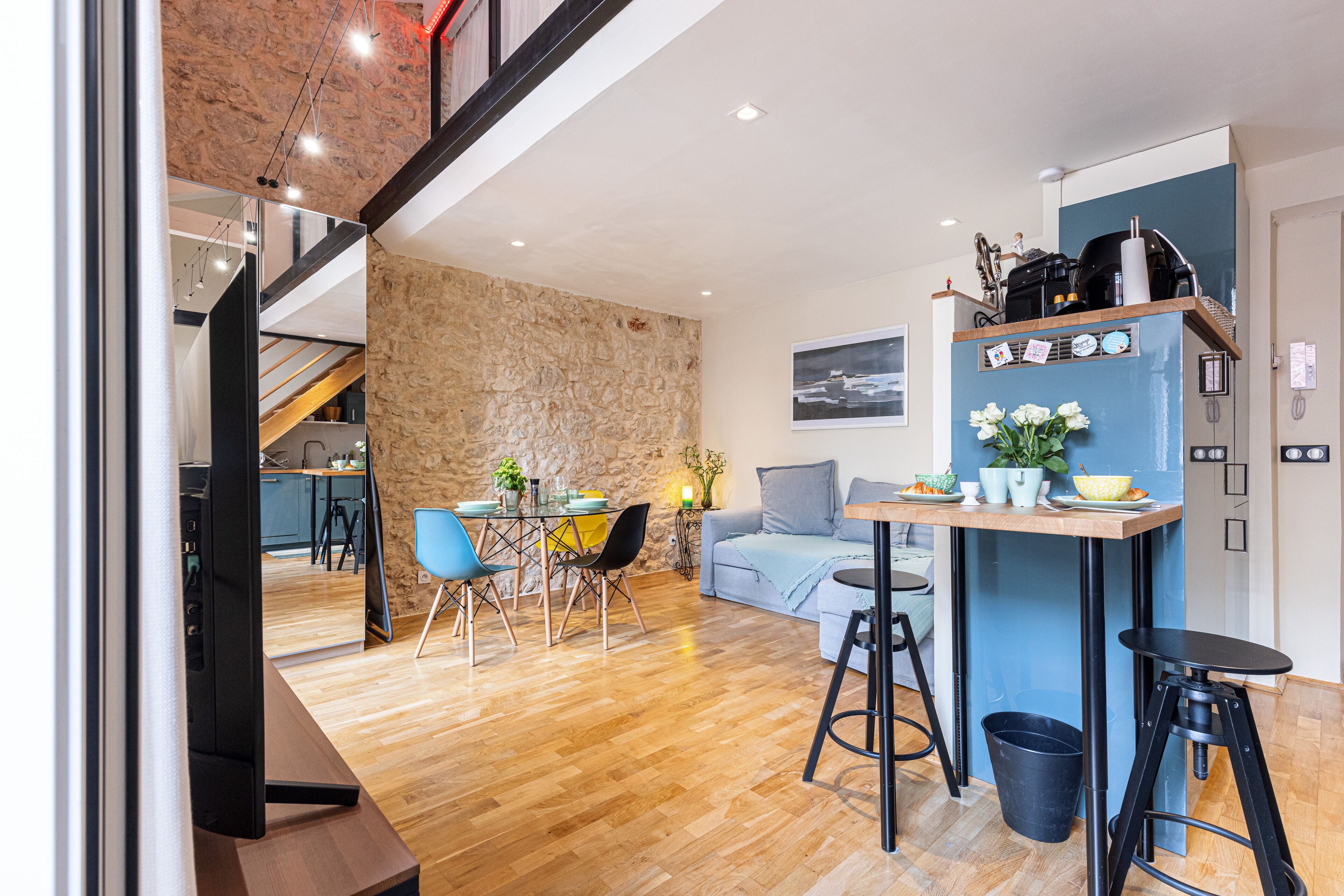 PRETTY DUPLEX AREA GAMBETTA/GROSSO AIR-CON