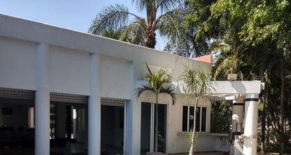 Hermosa Casa Vacacional en un destino rodeado de hermosos jardines